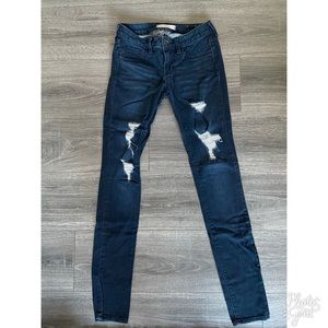 “Bullhead Black” Distressed Skinny Jeans - Size 3
